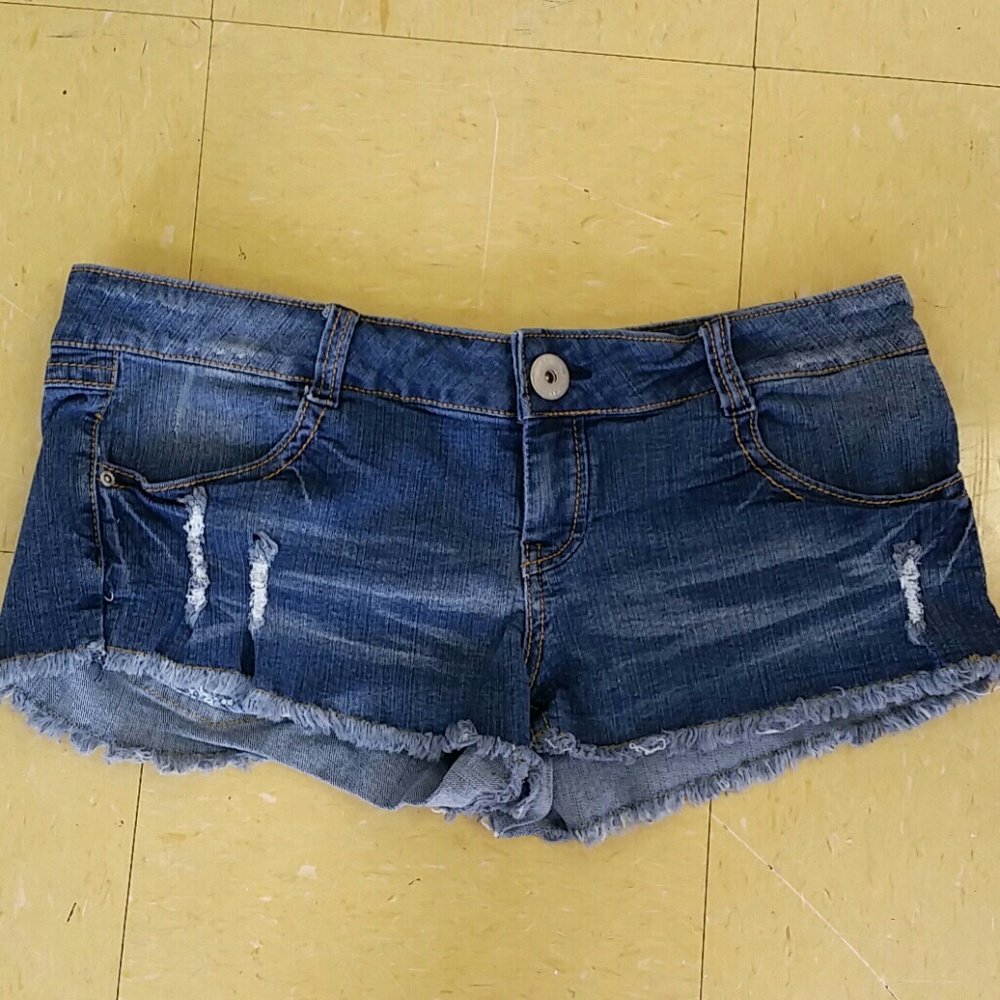 B2G1 RUE 21 Jean Shorts